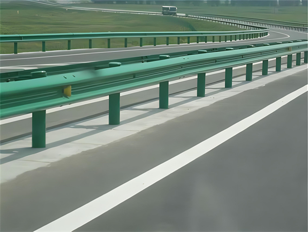 安庆波形梁护栏在高速公路的应用